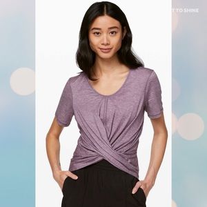 Lululemon top. Size 8- NEW